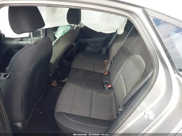 3KPF24AD9PE678390 2023 KIA FORTE - Image 8