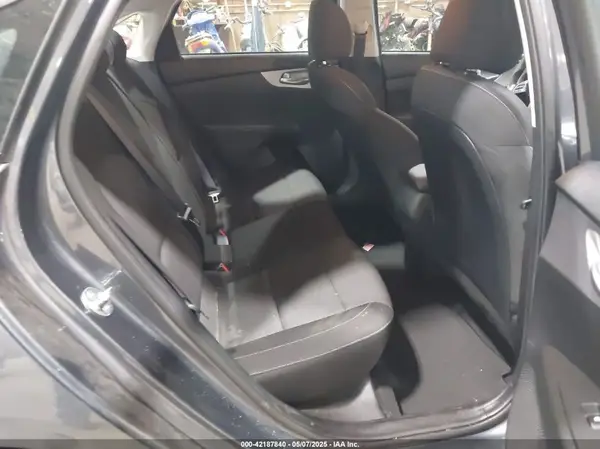 3KPF24AD9PE691351 2023 KIA FORTE - Image 8