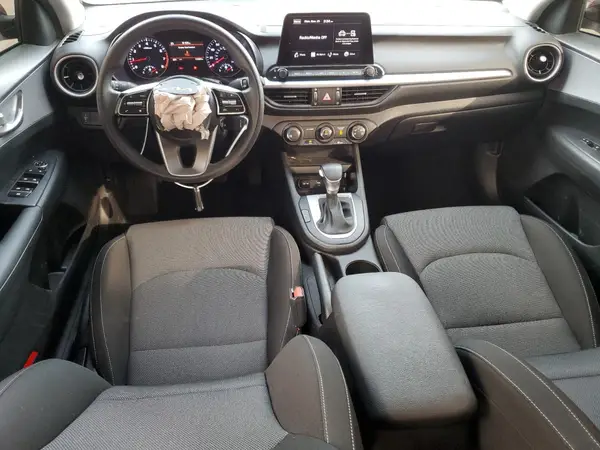 3KPF24AD9PE692628 2023 KIA FORTE - Image 8