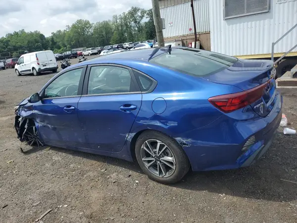 3KPF24AD9PE693620 2023 KIA FORTE - Image 2