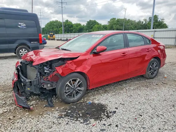 3KPF24AD9RE701444 2024 KIA FORTE - Image 1
