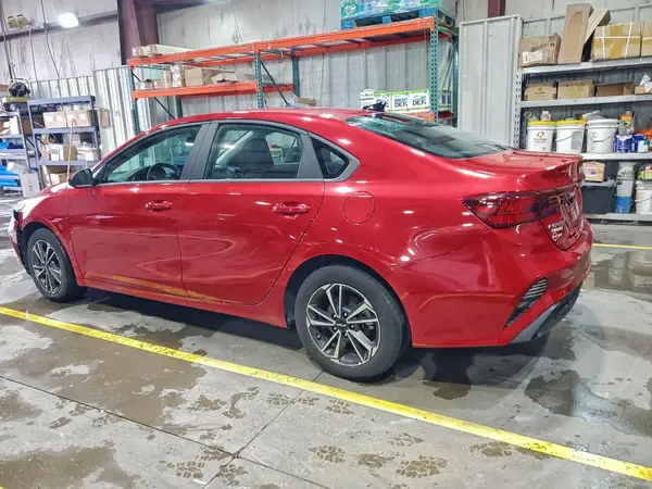 3KPF24AD9RE701458 2024 KIA FORTE - Image 2