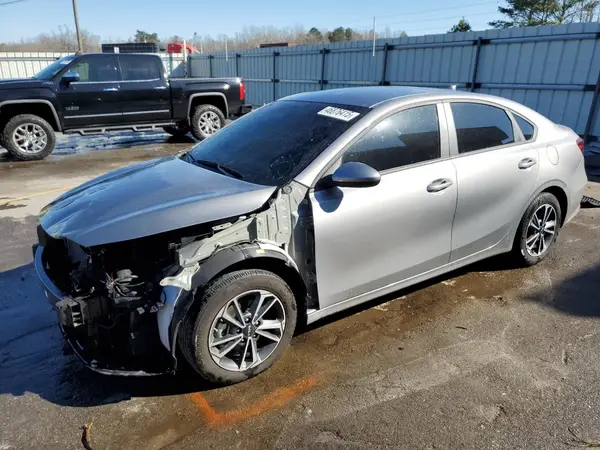 3KPF24AD9RE705011 2024 KIA FORTE - Image 1