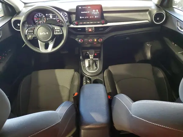 3KPF24AD9RE706885 2024 KIA FORTE - Image 8