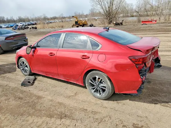 3KPF24AD9RE709981 2024 KIA FORTE - Image 2