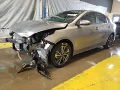 3KPF24AD9RE713383 2024 KIA FORTE