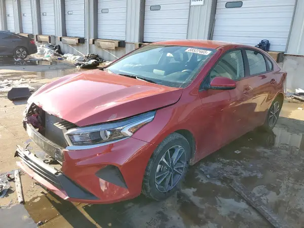 3KPF24AD9RE713514 2024 KIA FORTE - Image 1