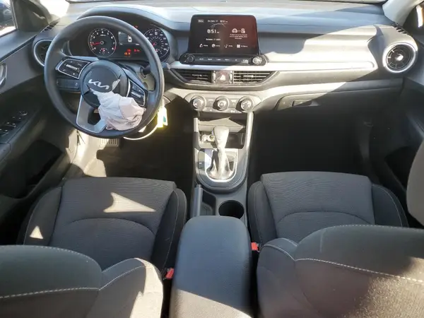 3KPF24AD9RE717014 2024 KIA FORTE - Image 8