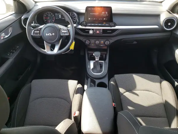 3KPF24AD9RE717191 2024 KIA FORTE - Image 8