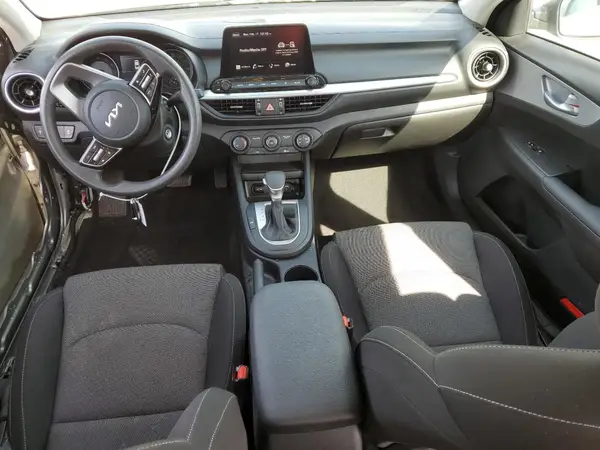 3KPF24AD9RE721838 2024 KIA FORTE - Image 8