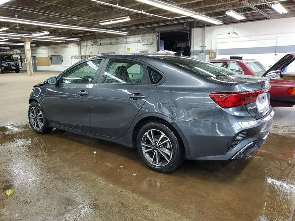 3KPF24AD9RE723623 2024 KIA FORTE - Image 2