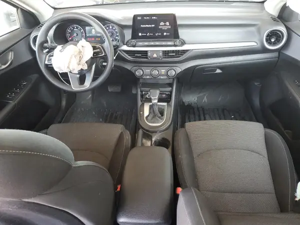 3KPF24AD9RE723959 2024 KIA FORTE - Image 8
