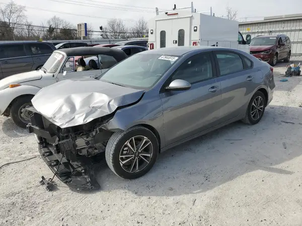 3KPF24AD9RE724612 2024 KIA FORTE - Image 1