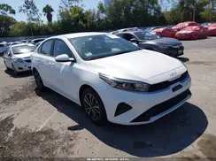 3KPF24AD9RE724979 2024 KIA FORTE
