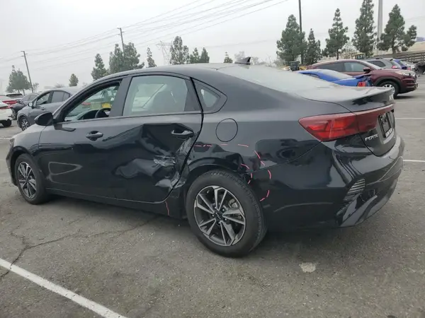 3KPF24AD9RE726358 2024 KIA FORTE - Image 2