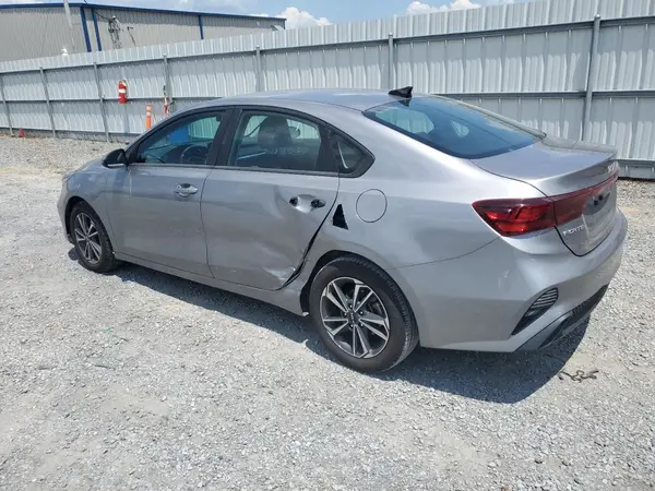 3KPF24AD9RE726778 2024 KIA FORTE - Image 2