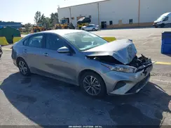 3KPF24AD9RE727929 2024 KIA FORTE
