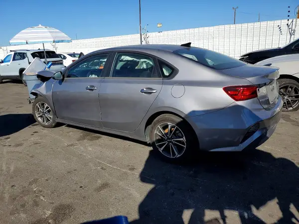 3KPF24AD9RE730278 2024 KIA FORTE - Image 2