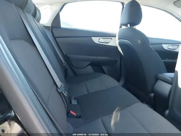 3KPF24AD9RE732046 2024 KIA FORTE - Image 8