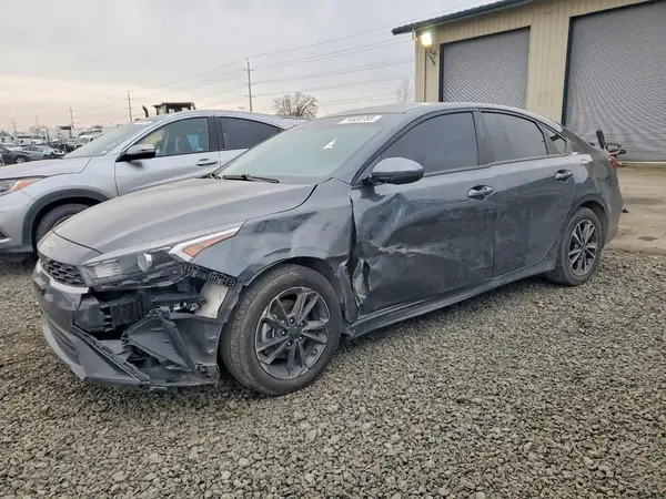 3KPF24AD9RE735321 2024 KIA FORTE - Image 1