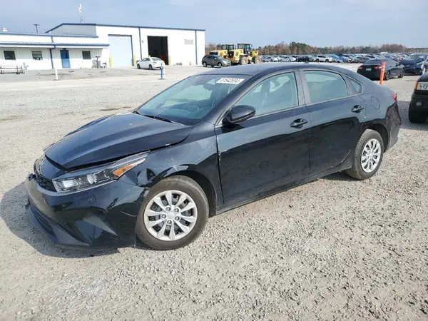 3KPF24AD9RE737232 2024 KIA FORTE - Image 1