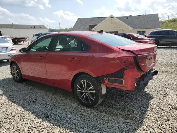 3KPF24AD9RE740230 2024 KIA FORTE - Image 2