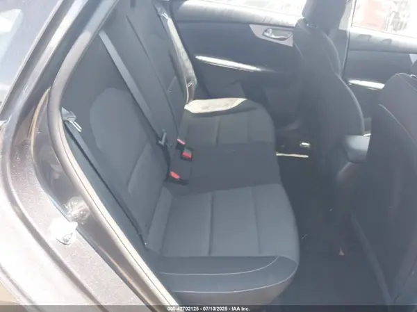 3KPF24AD9RE740616 2024 KIA FORTE - Image 8