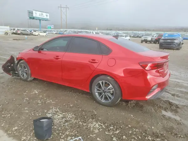 3KPF24AD9RE740955 2024 KIA FORTE - Image 2