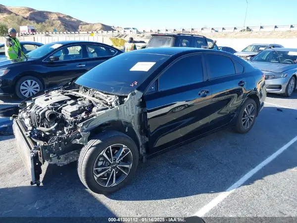 3KPF24AD9RE749266 2024 KIA FORTE - Image 2