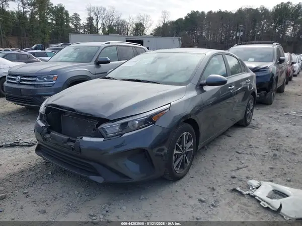 3KPF24AD9RE750031 2024 KIA FORTE - Image 2