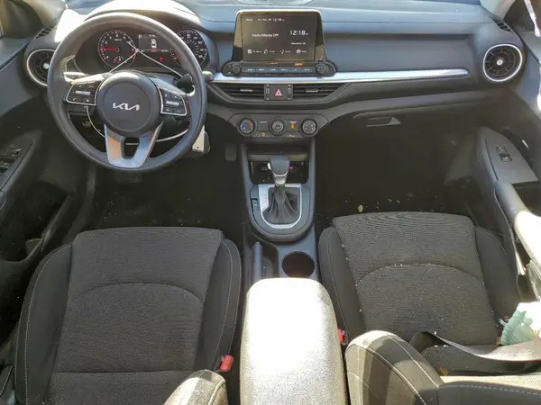 3KPF24AD9RE750238 2024 KIA FORTE - Image 8