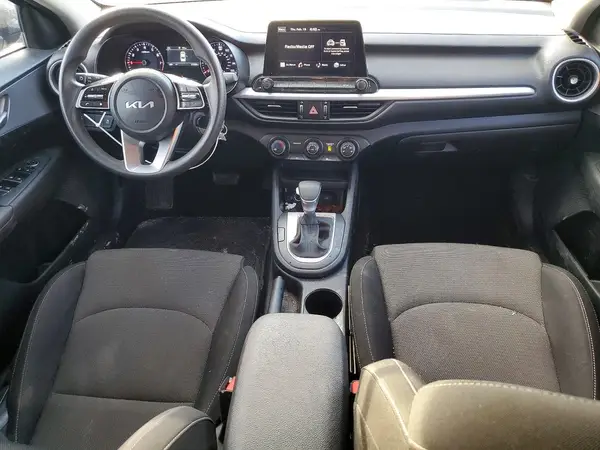 3KPF24AD9RE753141 2024 KIA FORTE - Image 8