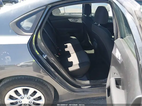 3KPF24AD9RE754466 2024 KIA FORTE - Image 8