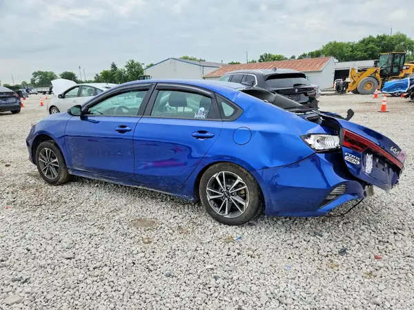 3KPF24AD9RE756394 2024 KIA FORTE - Image 2