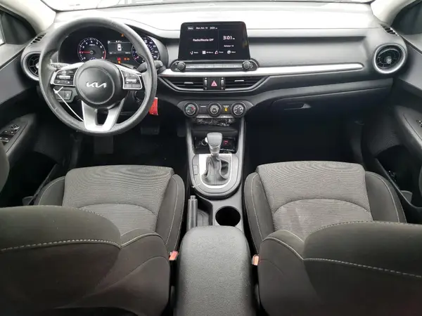 3KPF24AD9RE764849 2024 KIA FORTE - Image 8