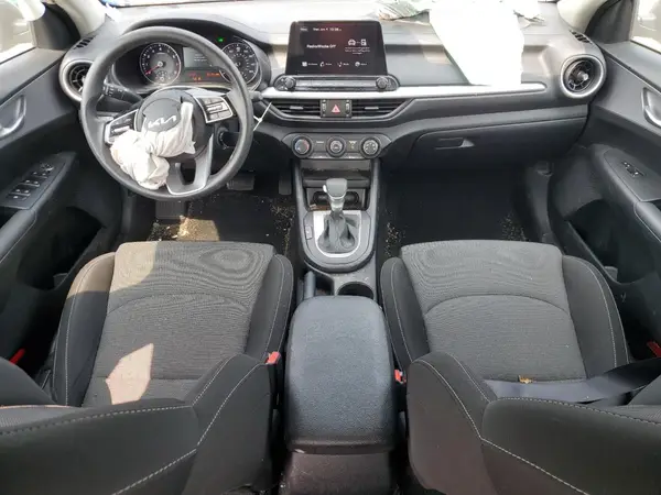 3KPF24AD9RE765225 2024 KIA FORTE - Image 8