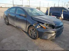 3KPF24AD9RE767136 2024 KIA FORTE