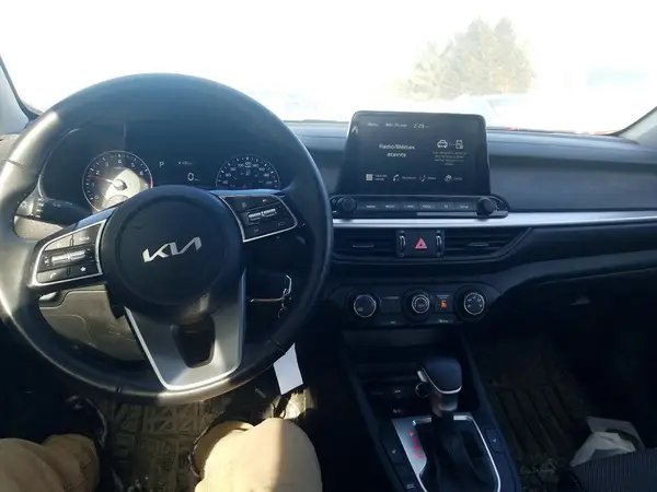 3KPF24AD9RE767878 2024 KIA FORTE - Image 8
