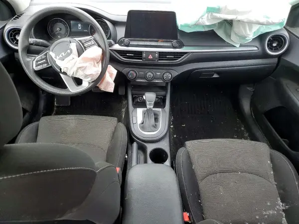 3KPF24AD9RE770344 2024 KIA FORTE - Image 8