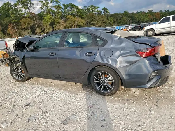 3KPF24AD9RE771154 2024 KIA FORTE - Image 2