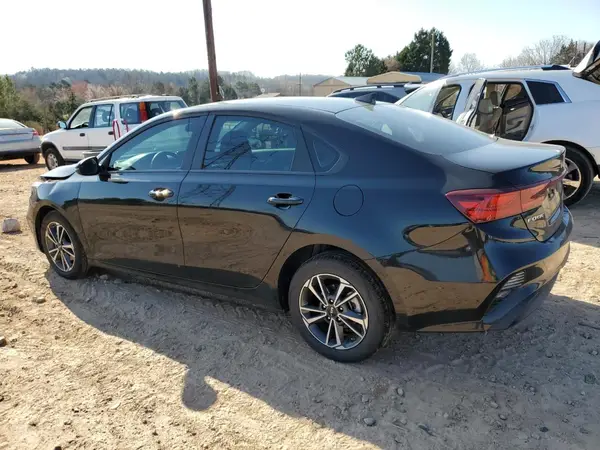 3KPF24AD9RE777147 2024 KIA FORTE - Image 2