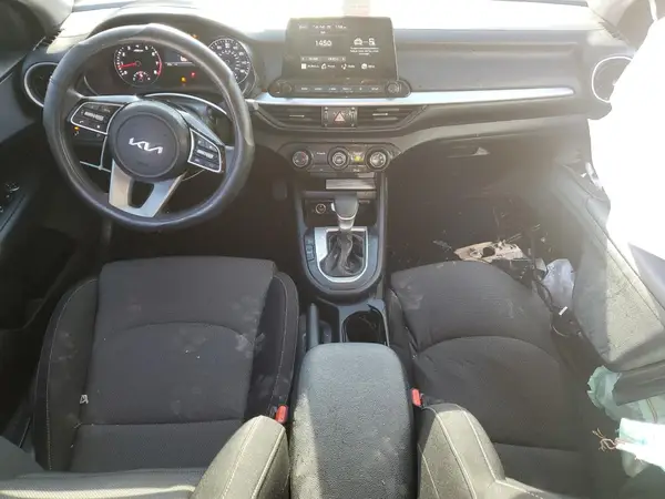 3KPF24AD9RE778797 2024 KIA FORTE - Image 8