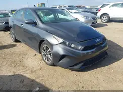 3KPF24AD9RE780534 2024 KIA FORTE
