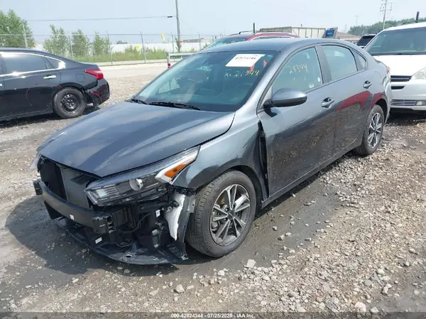 3KPF24AD9RE780551 2024 KIA FORTE - Image 2