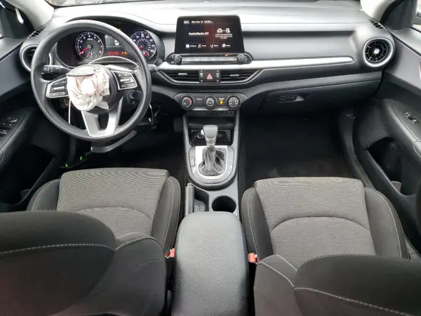 3KPF24AD9RE781005 2024 KIA FORTE - Image 8