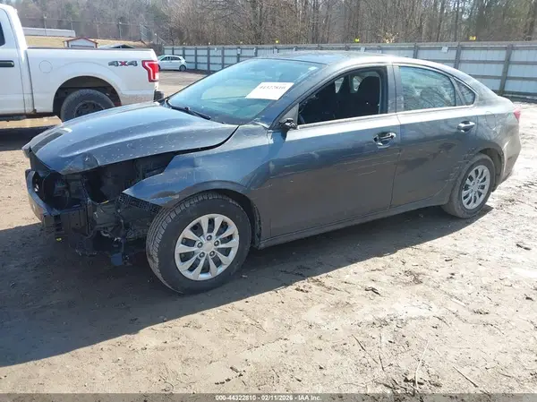 3KPF24AD9RE783790 2024 KIA FORTE - Image 2