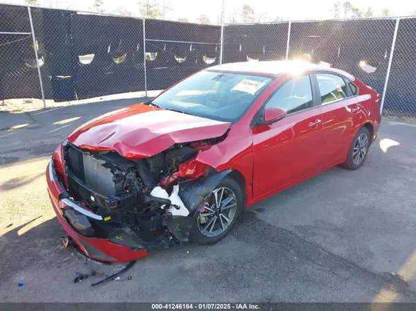 3KPF24AD9RE784258 2024 KIA FORTE - Image 2
