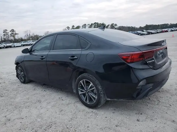 3KPF24AD9RE785149 2024 KIA FORTE - Image 2