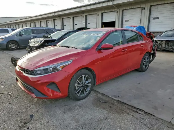 3KPF24AD9RE786821 2024 KIA FORTE - Image 1