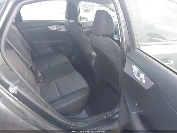 3KPF24AD9RE790013 2024 KIA FORTE - Image 8